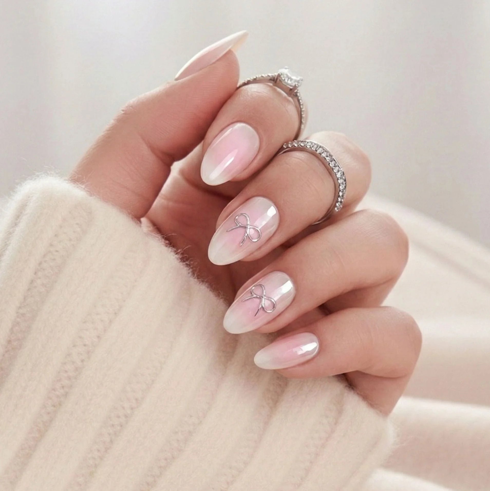 Aura amore press-on nails