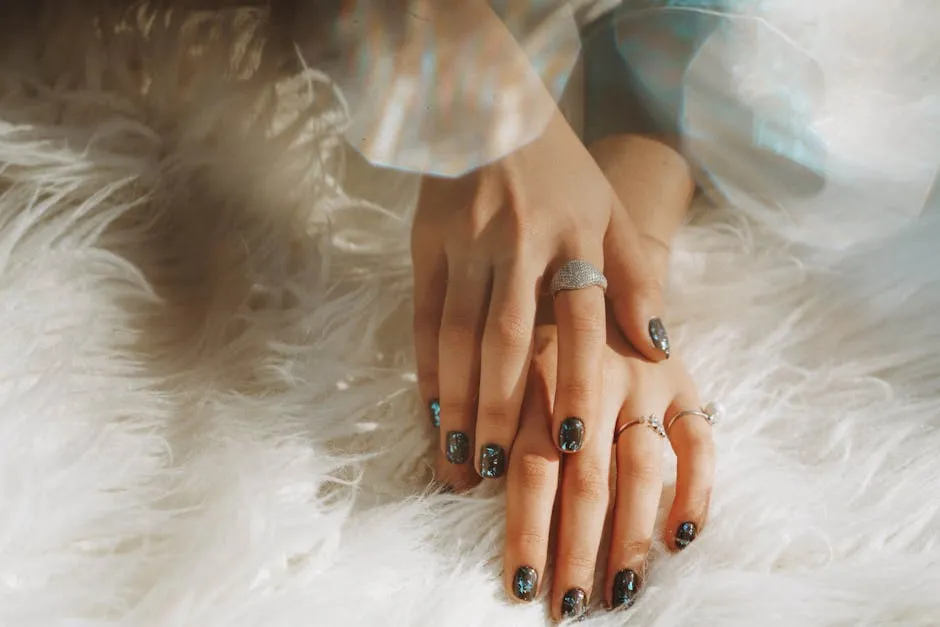 Forskellige chrome-farver på negle, glazed donut sølv og rose gold